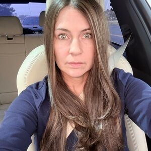 Meet your Posher, Caroline